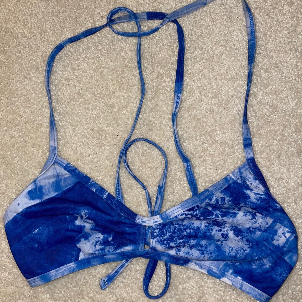 Jolyn Print Vent Top